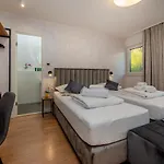 Seven Seas Bed & Breakfast Split
