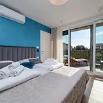 Bed & Breakfast Seven Seas