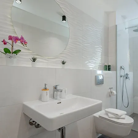 B&B Seven Seas 4*
