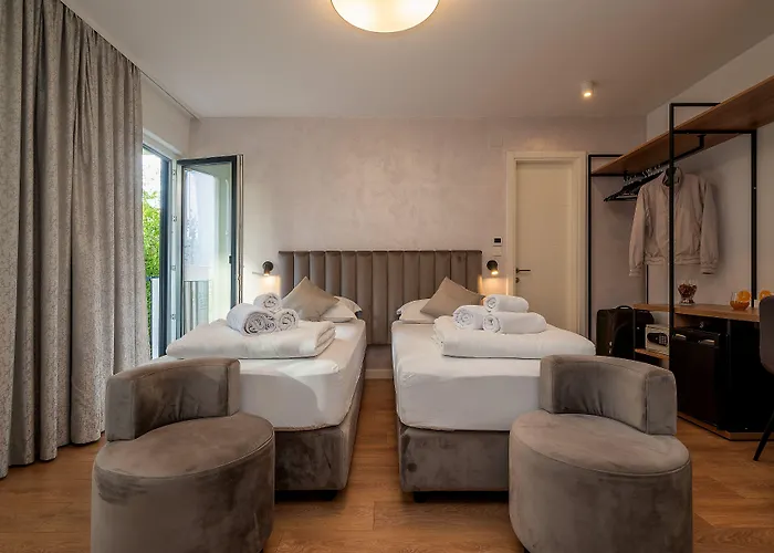 Seven Seas Couette-café 4*