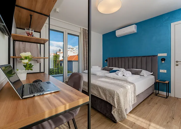 Seven Seas Couette-café 4*