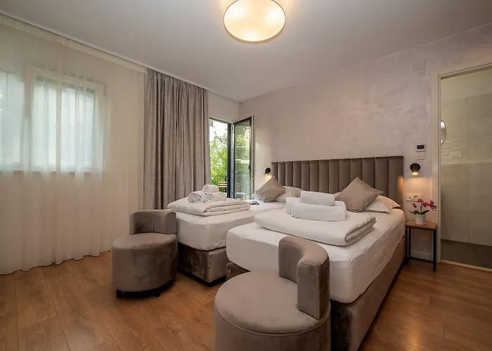 Seven Seas Bed & Breakfast