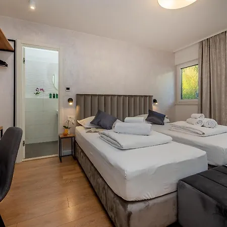 Seven Seas Oda ve Kahvaltı Split