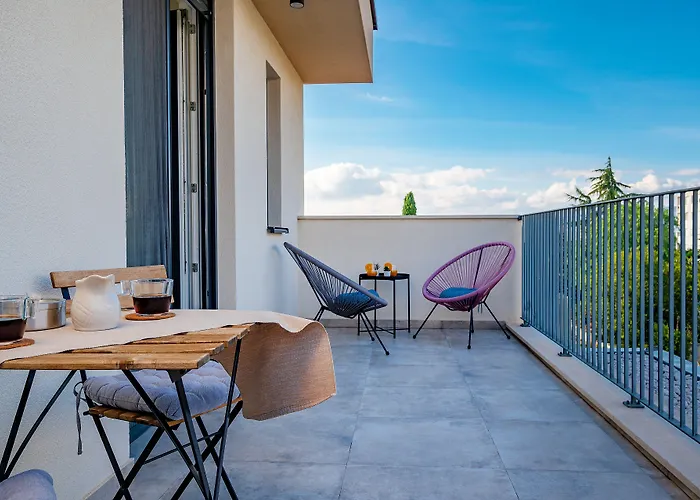 Seven Seas Bed & Breakfast 4*